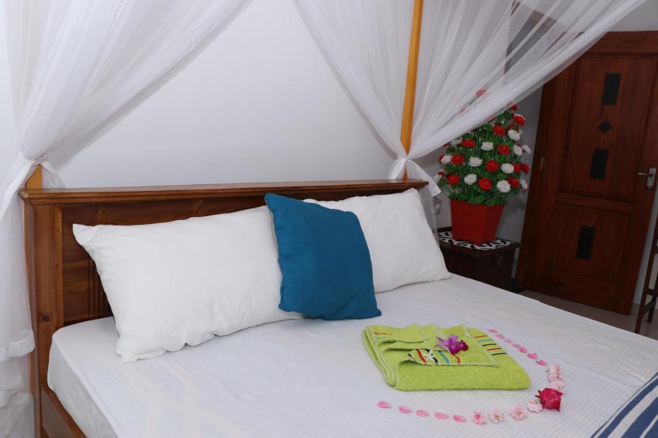 Great Yeheni Villa Hikkaduwa Ngoại thất bức ảnh