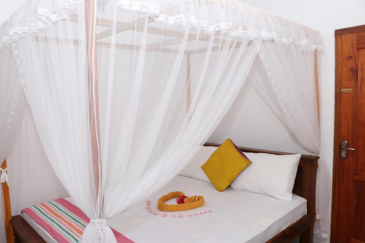 Great Yeheni Villa Hikkaduwa Ngoại thất bức ảnh